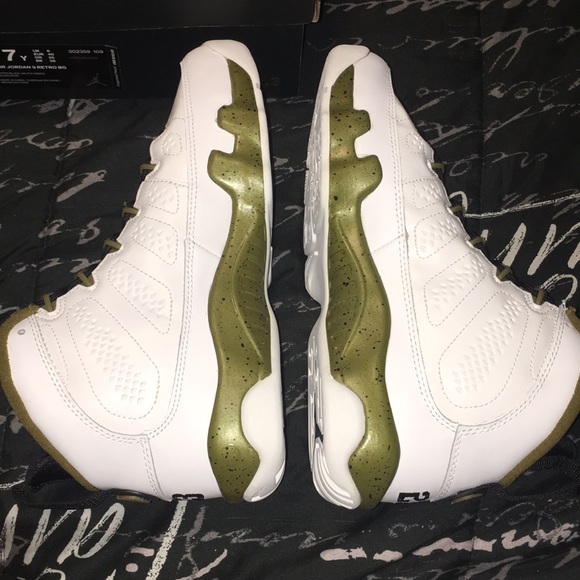 AIR JORDAN 9 RETRO "STATUE" (GS) - Picture 4 of 8